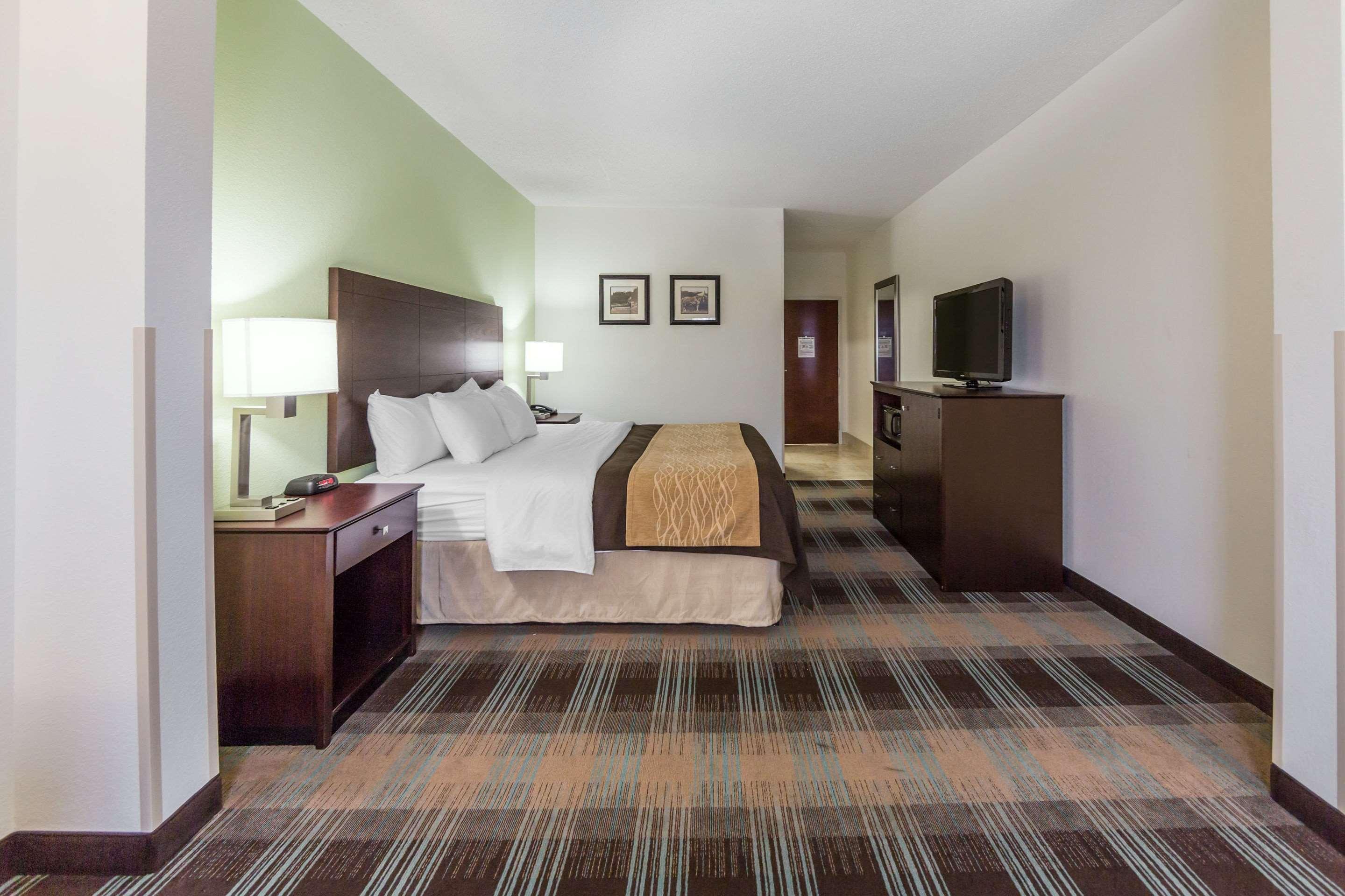 Comfort Lexington South Inn 2*