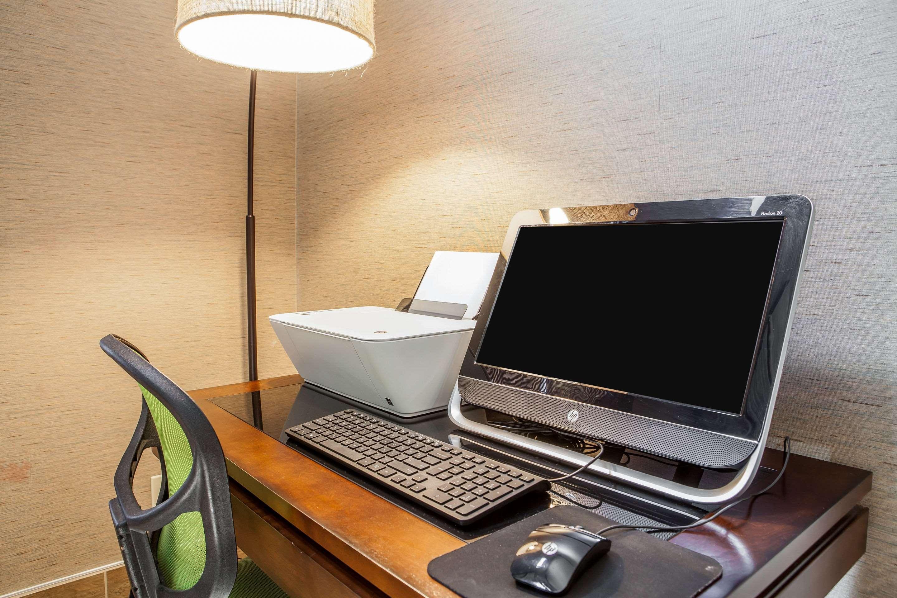 Comfort Lexington South Inn 2*